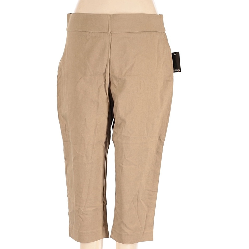 NWT Sabrinas Size M Khakis